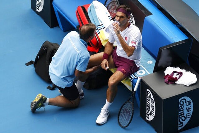 Australian Open: Djokovic chạm mặt Federer tại bán kết - 3