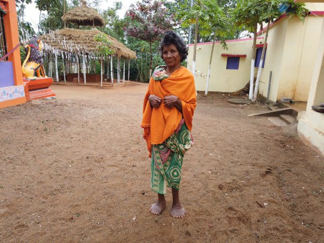 Gặp người phụ nữ c&oacute; 31 ng&oacute;n tay ch&acirc;n, được lưu danh v&agrave;o kỷ lục Guinness - 2