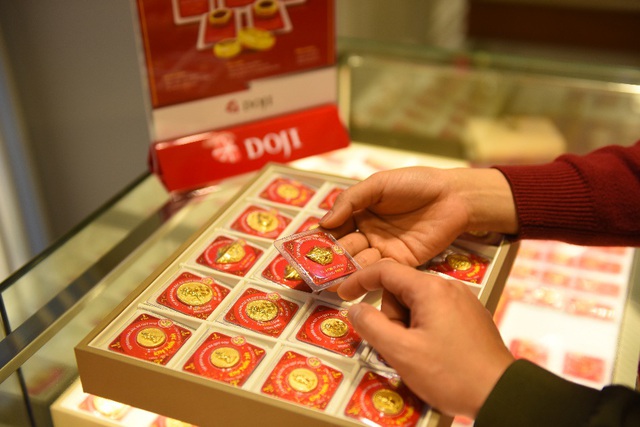 Đến DOJI Tower mua vàng Thần tài: Tặng khẩu trang Nhật Bản 3D cao cấp - 5