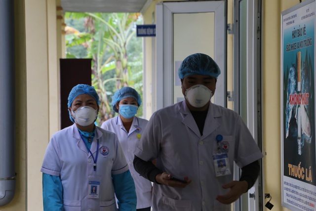 Vĩnh Phúc hỏa tốc xin chi viện thêm 25 bác sĩ để chống dịch corona - 1