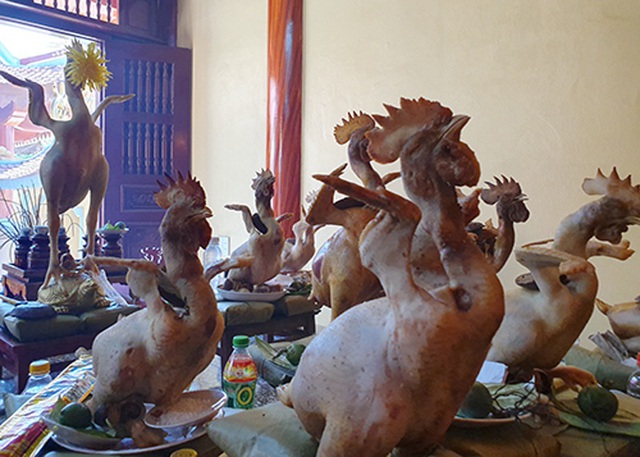Những mâm cỗ gà chầu vô cùng độc đáo ngày Rằm tháng Giêng - 10 Những mâm cỗ gà chầu vô cùng độc đáo ngày Rằm tháng Giêng - 10