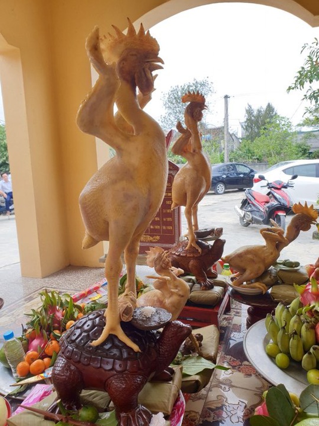 Những mâm cỗ gà chầu vô cùng độc đáo ngày Rằm tháng Giêng - 7 Những mâm cỗ gà chầu vô cùng độc đáo ngày Rằm tháng Giêng - 7