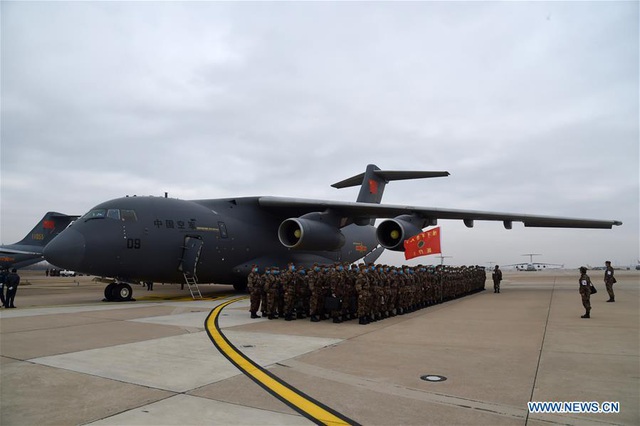 Trung Quốc điều 11 máy bay quân sự chở hàng nghìn quân y “giải cứu” Vũ Hán - 2