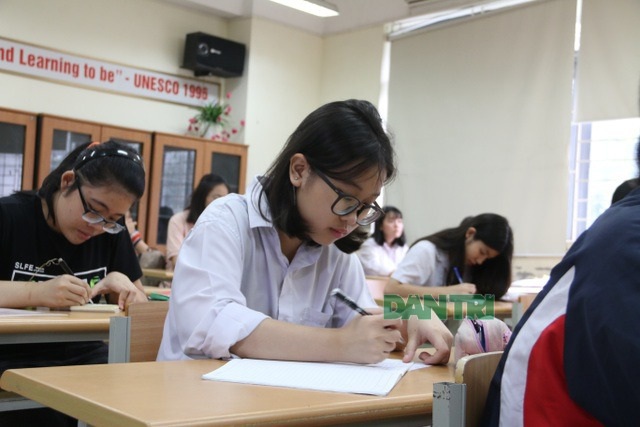 Tuyển sinh lớp 10 tại Hà Nội: Công bố môn thứ tư vào tháng 3 - 3
