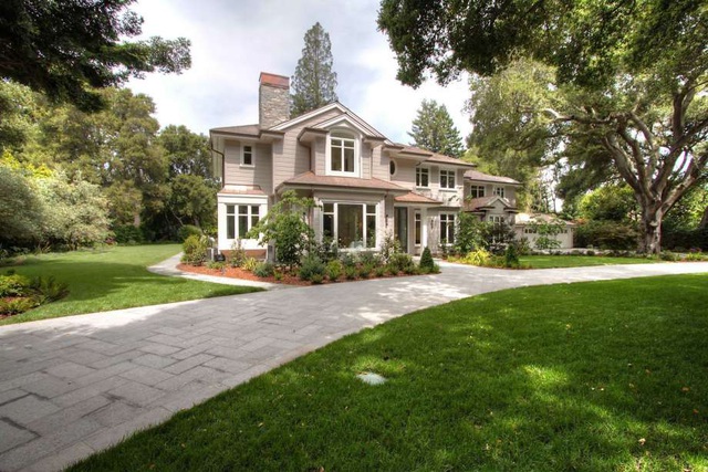 Thị trấn gi&agrave;u c&oacute;, nơi thu nhập dưới 11,6 tỷ/năm bị coi l&agrave; dưới trung b&igrave;nh - 3