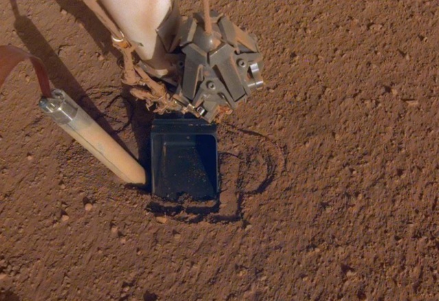 NASA cố gắng đưa “điệp viên nằm vùng” trên sao Hỏa trở lại nhiệm vụ - 1