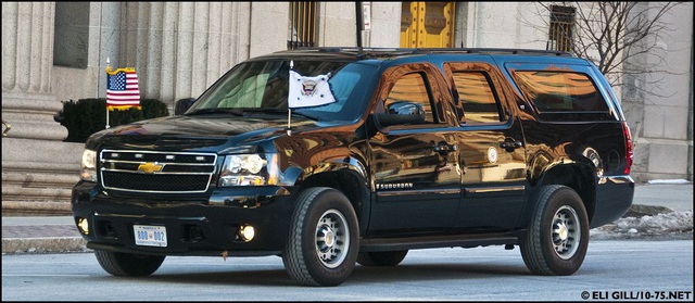 Chevrolet Suburban - D&ograve;ng xe nh&agrave; binh giữa đời thường - 21