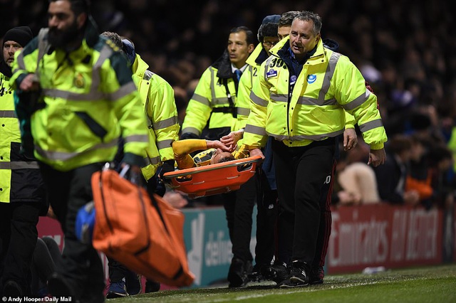 Vượt qua Portsmouth, Arsenal c&oacute; mặt tại tứ kết FA Cup - 2