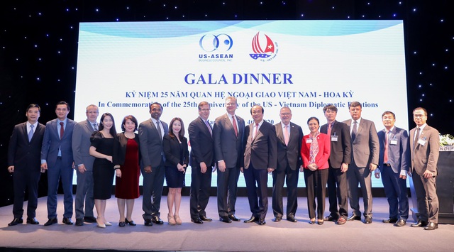 Amway VN tham dự Lễ kỷ niệm 25 năm thiết lập quan hệ ngoại giao VN – Hoa Kỳ - 1 Amway VN tham dự Lễ kỷ niệm 25 năm thiết lập quan hệ ngoại giao VN – Hoa Kỳ - 1