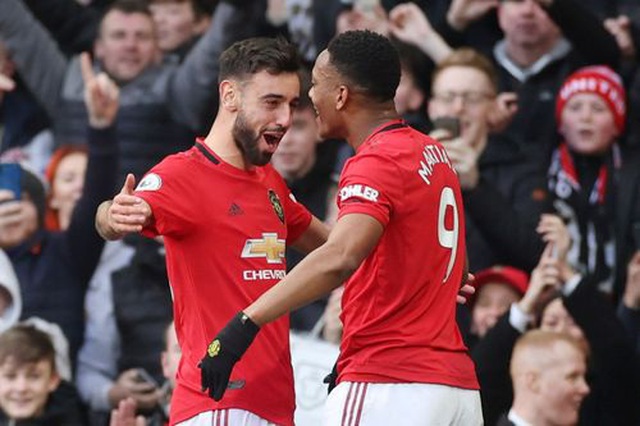 Những khoảnh khắc Man Utd hạ gục Man City tại Old Trafford - 10 Những khoảnh khắc Man Utd hạ gục Man City tại Old Trafford - 10