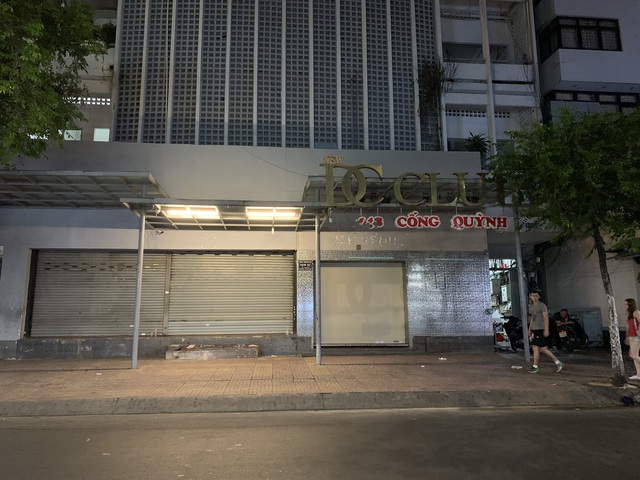 Phố B&ugrave;i Viện chưa từng c&oacute; một đ&ecirc;m &ldquo;sống chậm&rdquo; như thế - 20