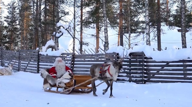 Khám Phá Quê Hương của Ông Già Noel - Một Thế Giới Huyền Bí và Tình Yêu