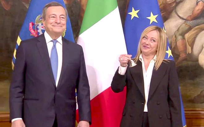 Bà Meloni, tân Thủ tướng Italia. Bà Meloni, tân Thủ tướng Italia.