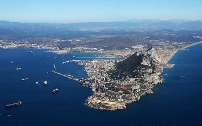 Đảo Gibraltar có vị trí chiến lược quan trọng tại Địa Trung Hải.