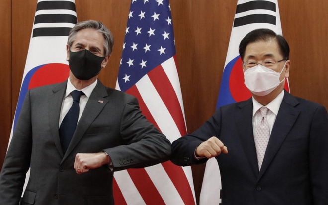  Ngoại trưởng Mỹ Antony Blinken và người đồng cấp Hàn Quốc Chung Eui-yong gặp gỡ hồi tháng 3/2021. Ảnh: BangkokPost
