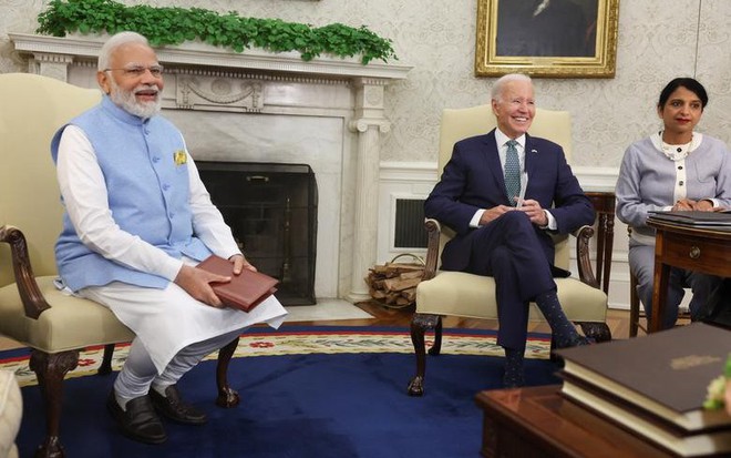 Tổng thống Mỹ Joe Biden đón tiếp Thủ tướng Ấn Độ Narendra Modi trong chuyến thăm Nhà Trắng tháng 6/2023. (Nguồn: Reuters)
Tổng thống Mỹ Joe Biden đón tiếp Thủ tướng Ấn Độ Narendra Modi trong chuyến thăm Nhà Trắng tháng 6/2023. (Nguồn: Reuters)