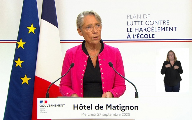 Thủ tướng Pháp bà Elisabeth Borne nhấn mạnh các hành vi quấy rối và bạo lực học đường đang trở thành vấn nạn tại Pháp - Ảnh: BFMTV
