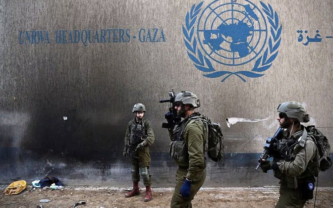 Quân đội Israel tiến vào trụ sở của UNRWA tại Gaza vào ngày 8 tháng 2 năm 2024. Ảnh: Quân đội Israel