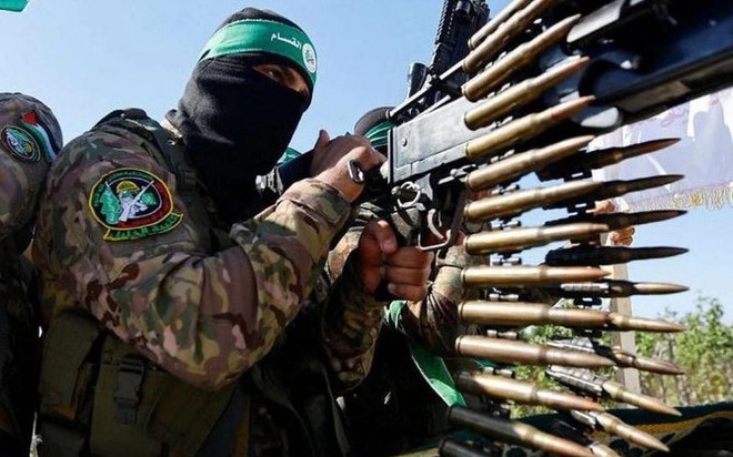 Các chiến binh của lực lượng Hamas (Ảnh: Reuters)