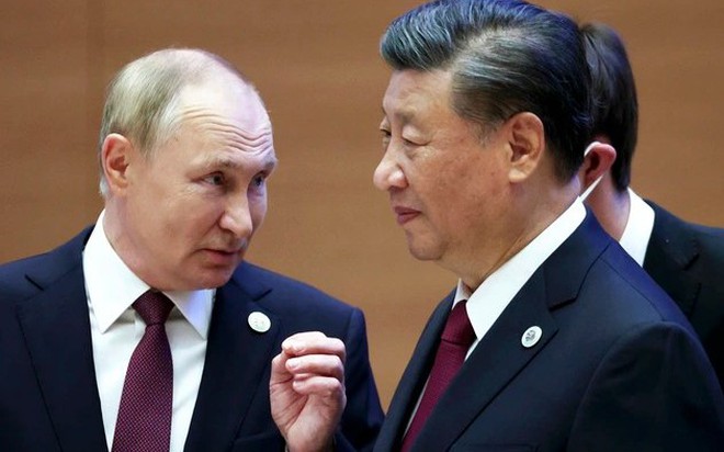Tổng thống Nga Vladimir Putin và Chủ tịch Trung Quốc Tập Cận Bình tại Samarkand, Uzbekistan năm 2022. (Ảnh: AP)

