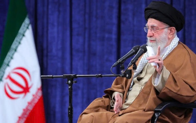 Lãnh tụ tối cao Iran Ayatollah Ali Khamenei phát biểu trong cuộc họp với các nhân viên không quân tại Tehran. Ảnh: Trang web của Ayatollah Khamenei
