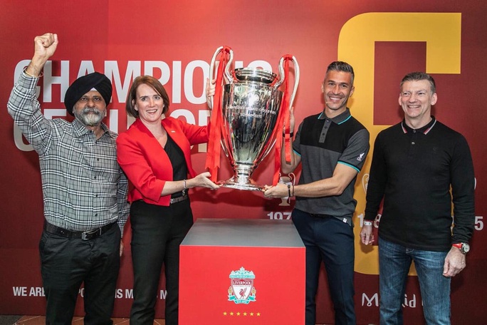 Cựu danh thủ Luis Garcia giới thiệu c&uacute;p Champions League ở Việt Nam - Ảnh 1.