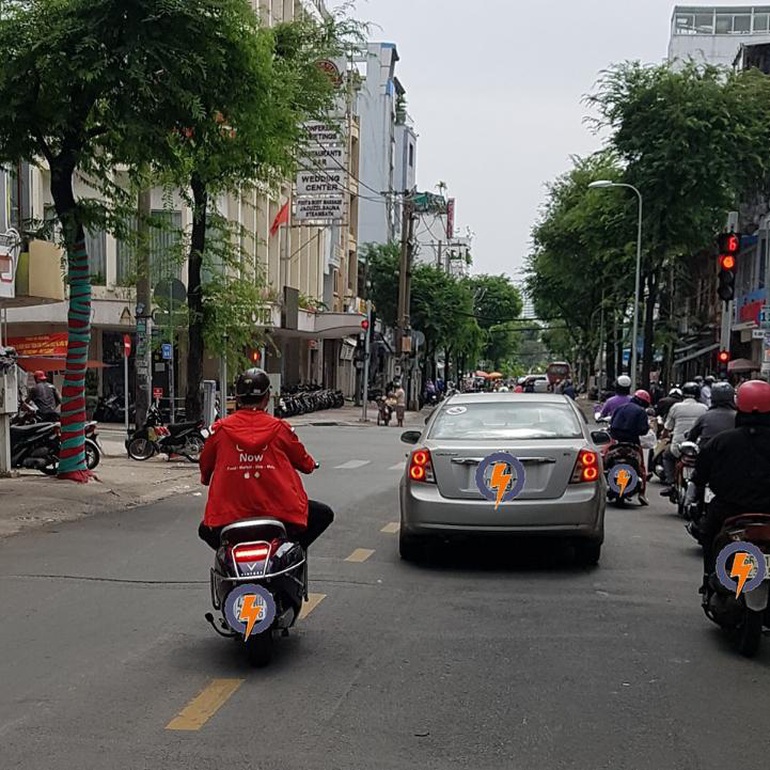 Trào lưu lái xe công nghệ chuyển đổi sang xe máy điện - 5 Trào lưu lái xe công nghệ chuyển đổi sang xe máy điện - 5