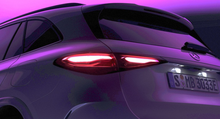 Mercedes GLC thế hệ mới 2023 chuẩn bị ra mắt - 1