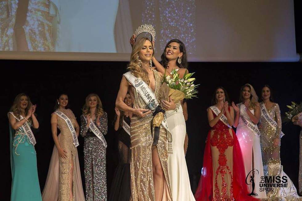 Ngắm nhan sắc thí sinh chuyển giới đầu tiên dự Miss Universe - Ảnh 5. Ngắm nhan sắc thí sinh chuyển giới đầu tiên dự Miss Universe - Ảnh 5.