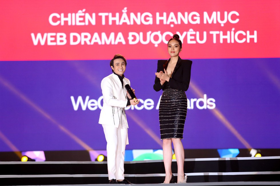 Gạo nếp gạo tẻ được yêu thích nhất, ông Park Hang Seo đoạt giải WeChoice - Ảnh 7. Gạo nếp gạo tẻ được yêu thích nhất, ông Park Hang Seo đoạt giải WeChoice - Ảnh 7.