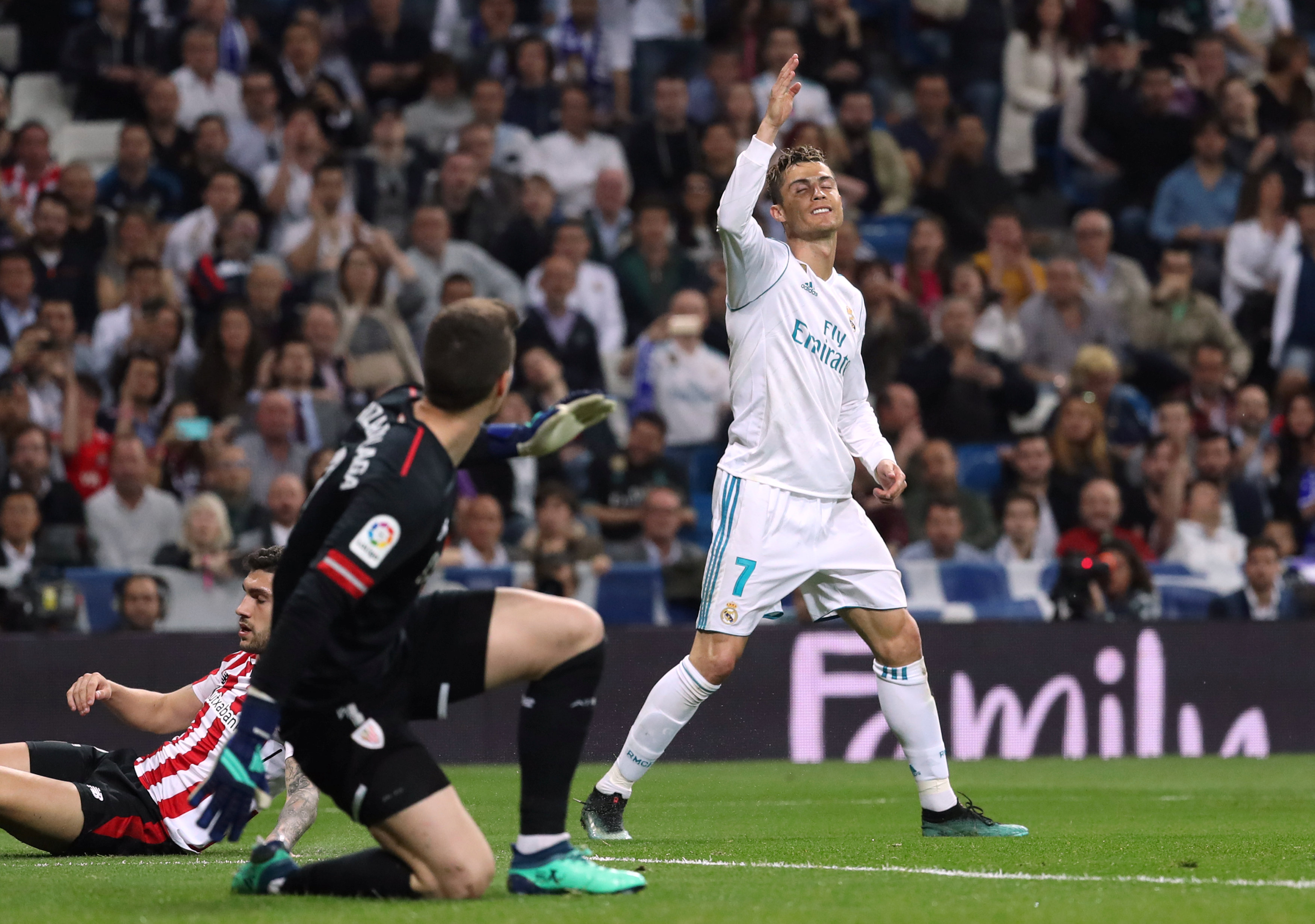 ​Ronaldo cứu R.M thoát thua trước Bilbao