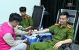 Cán bộ, chiến sĩ Công an tỉnh Thanh Hóa tham gia hiến máu tình nguyện