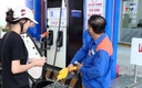 Bộ Công Thương khuyến cáo người dân không mua tích trữ xăng dầu