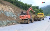 Tăng cường công tác bảo trì tuyến đường miền núi mùa mưa bão
