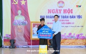 Bí thư Tỉnh ủy Nguyễn Doãn Anh dự ngày hội Đại đoàn kết toàn dân tộc ở khu dân cư bản Pùng