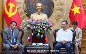 Đồng chí Trịnh Tuấn Sinh, Phó Bí thư Tỉnh ủy tiếp xã giao Đoàn đại biểu Mặt trận Lào xây dựng đất nước tỉnh Hủa Phăn