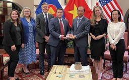 Việt Nam tiếp nhận hiện vật, cổ vật văn hóa từ FBI