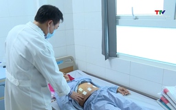 Phẫu thuật nội soi cắt bán phần dạ dày cho bệnh nhân ung thư
