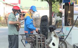 Giá xăng dầu giảm sốc, có loại giảm hơn 1.000 đồng/lít
