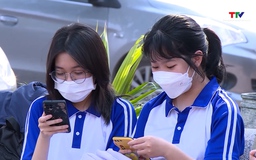 Trẻ em dành 5 - 7 giờ mỗi ngày để sử dụng mạng xã hội