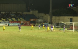 Hàng nghìn khán giả đến sân trong ngày Câu lạc bộ Đông Á Thanh Hóa chiến thắng Hà Nội tại vòng 9 V.League