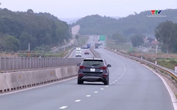 Triển khai đường dây nóng thông tin an toàn giao thông trên cao tốc