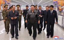 Chủ tịch Kim Jong-un: ngành công nghiệp quốc phòng Triều Tiên phát triển vượt bậc