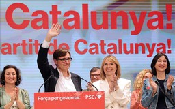 Đảng Xã hội Tây Ban Nha dành chiến thắng trong cuộc bầu cử tại Catalonia (Tây Ban Nha)