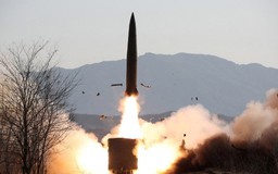 Triều Tiên tiếp tục phóng tên lửa đạn đạo