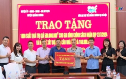 Trao tặng quà và hỗ trợ làm nhà cho gia đình chính sách huyện Quảng Xương