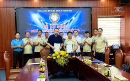 Câu lạc bộ Đông Á Thanh Hoá gia hạn thêm 2 năm với huấn luyện viên Velizar Popov