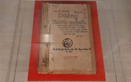 Trưng bày Bảo vật quốc gia “Đường kách mệnh”