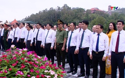 Lãnh đạo tỉnh dâng hương tưởng niệm Chủ tịch Hồ Chí Minh, Mẹ Việt Nam anh hùng và các Anh hùng liệt sĩ