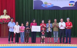 Tổ chức SCI hỗ trợ các gia đình có trẻ em bị thiệt hại do bão số 5 tại Thanh Hoá